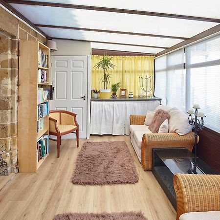 Host & Stay - The Arches Cottage Brotton Exteriör bild